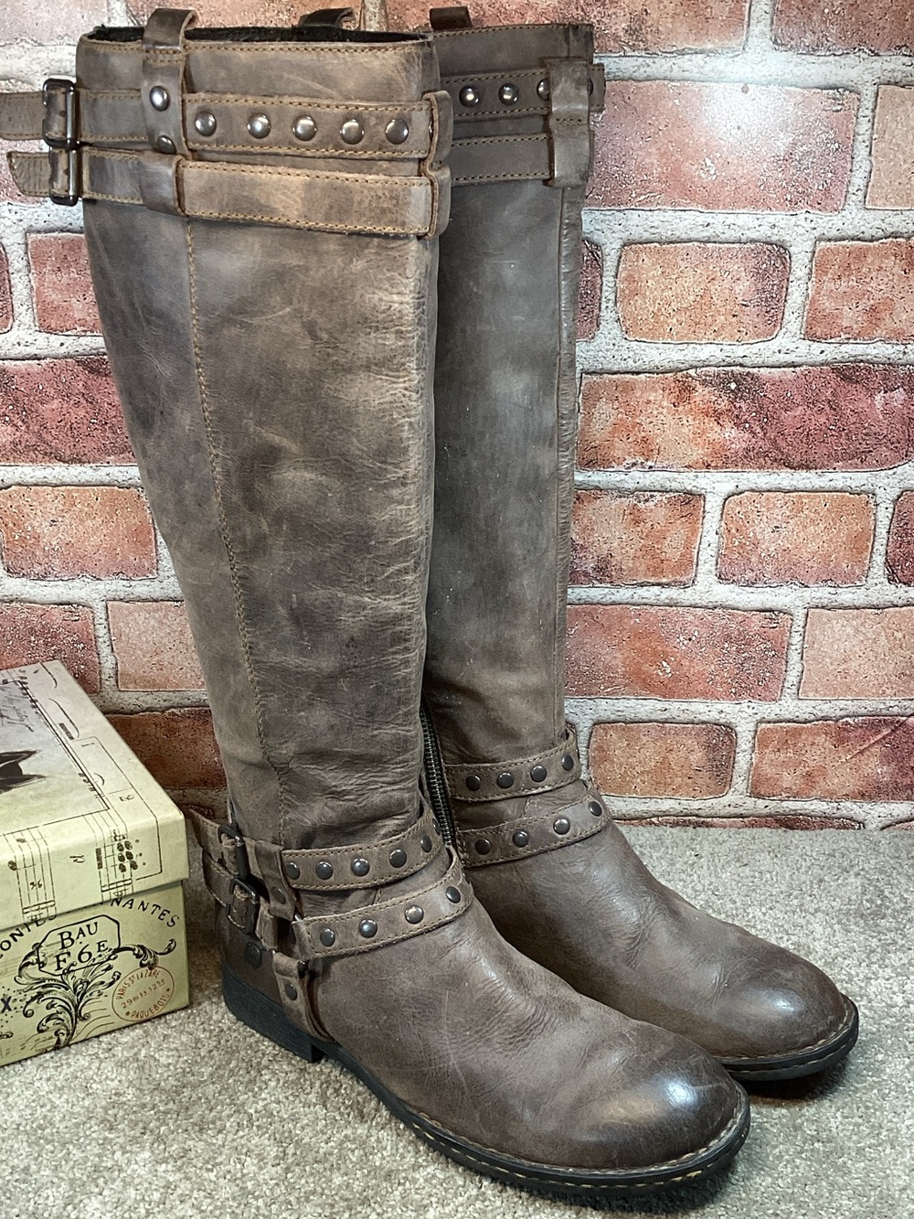 Born Gwynne womens knee high harness boots size 9.5